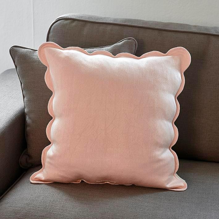 Fleur Scallop Pillow Cover 50x50